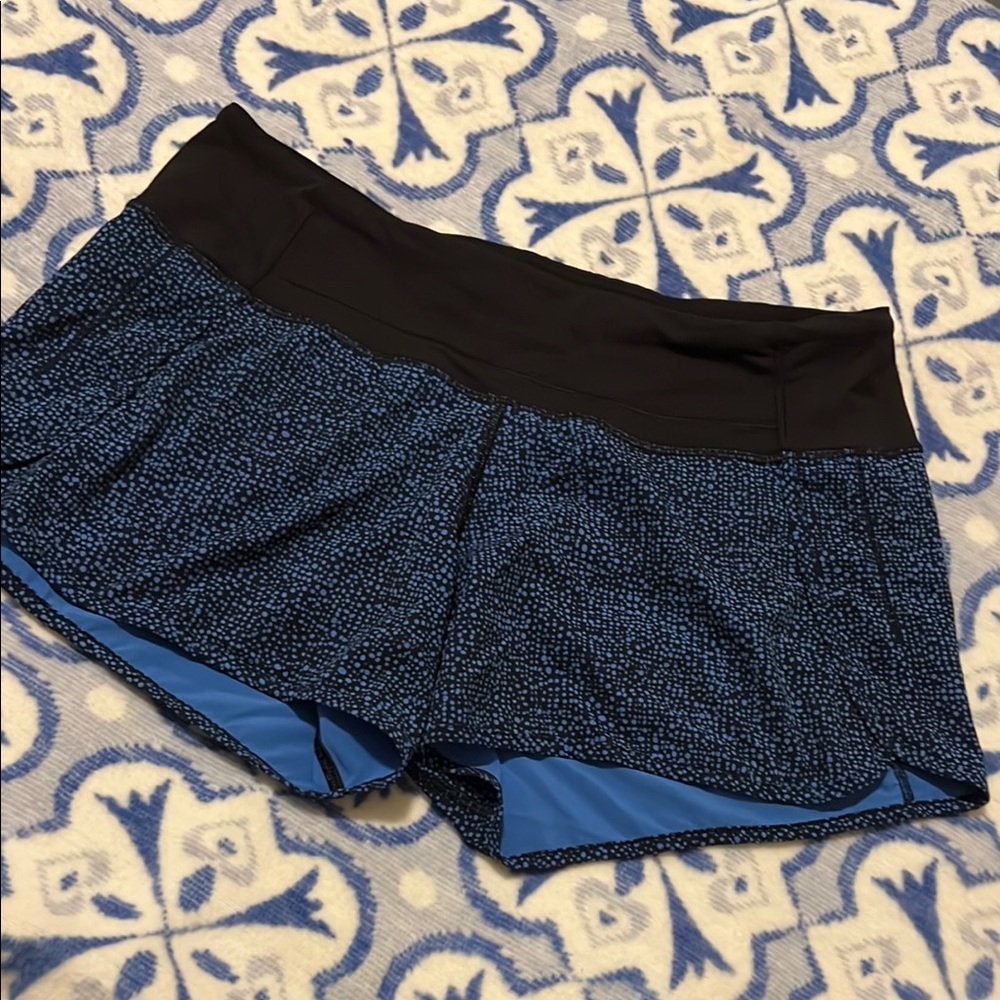 Lululemon Athletica Black and Blue Speed Up Athletic Shorts Moisture-Wicking